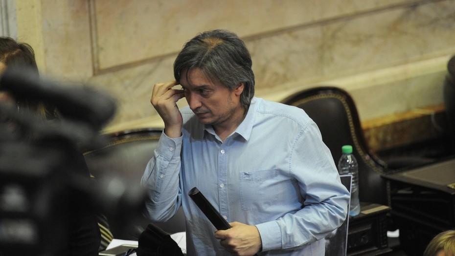 Máximo Kirchner repudió el ataque a Lousteau pero cuestionó que ni él ni su familia recibieron nunca «tanta solidaridad»