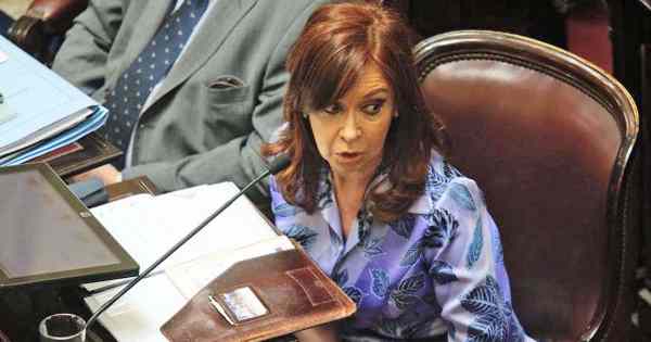 Investigan llamadas telefónicas de Cristina Kirchner