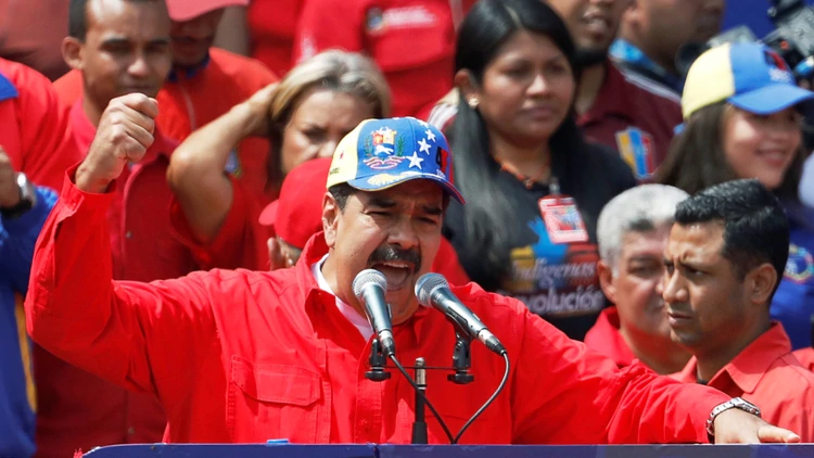 El régimen de Nicolás Maduro cerró todo el espacio aéreo de Venezuela y la frontera terrestre con Brasil