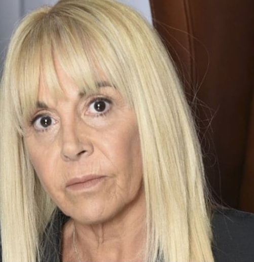 Claudia Villafañe, furiosa por las fotos de Diego Maradona muerto