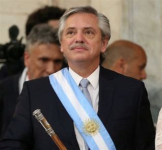 Alberto Fernández anunció el fin del aislamiento en todo el país