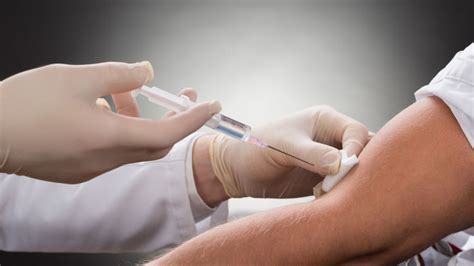 Covid 19:Gobierno llamará a voluntarios para la «epopeya» que será la vacunación