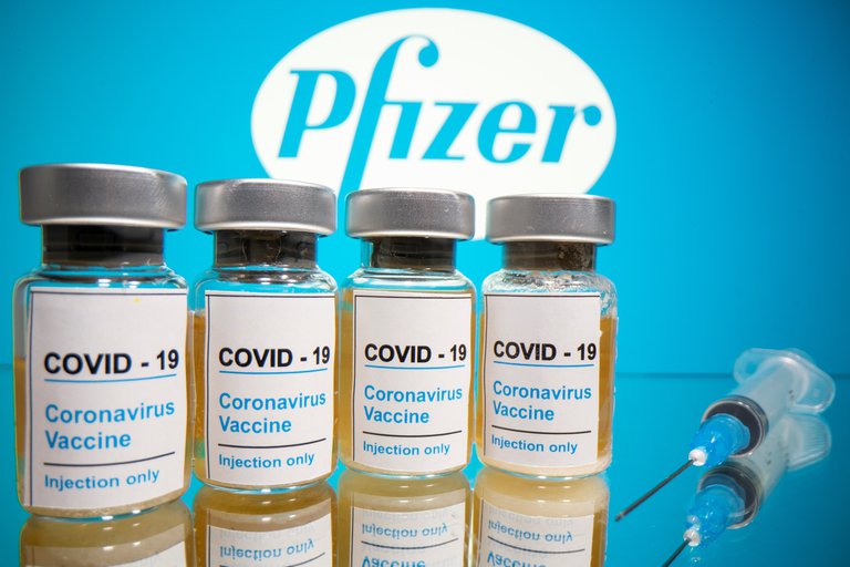 Pfizer anunció que su vacuna previene el covid-19 en más del 90% de los casos