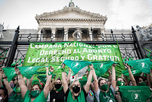 Tras 20 horas de debate y con 131 votos a favor y 117 en contra, Diputados le dio media sanción al proyecto de legalización del aborto