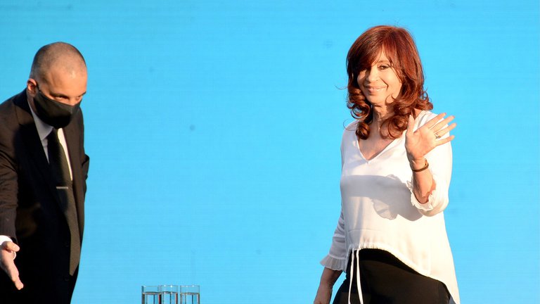 La Justicia autorizó a Cristina Kirchner a cobrar la pensión de Néstor