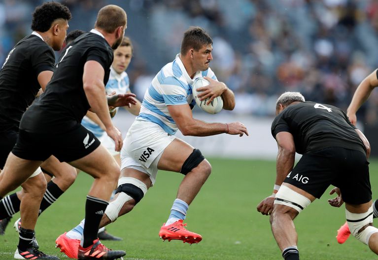 Los Pumas /La Unión Argentina de Rugby le quitó a Matera la cinta de capitán y lo suspendió