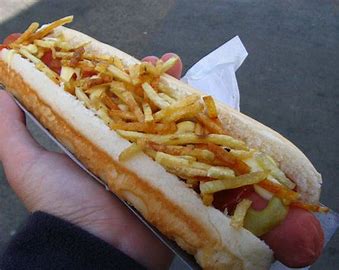 Clausuraron la sandwichería que habría vendido un pancho en mal estado