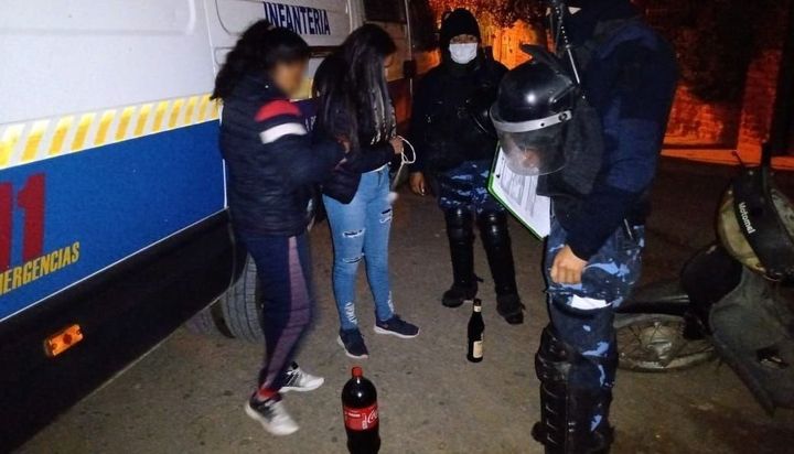 Detectan un promedio de dos fiestas clandestinas por día