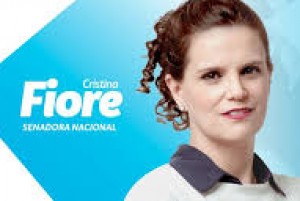 Cristina Fiore «Si el país fuera serio, el presidente debería ir a juicio político»