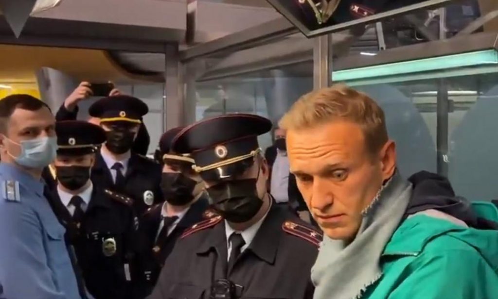 Rusia detuvo al opositor Navalni y crecen las críticas a nivel mundial