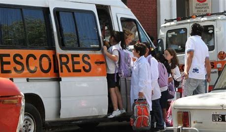 Ochenta y nueve transportes escolares están habilitados para operar en la ciudad