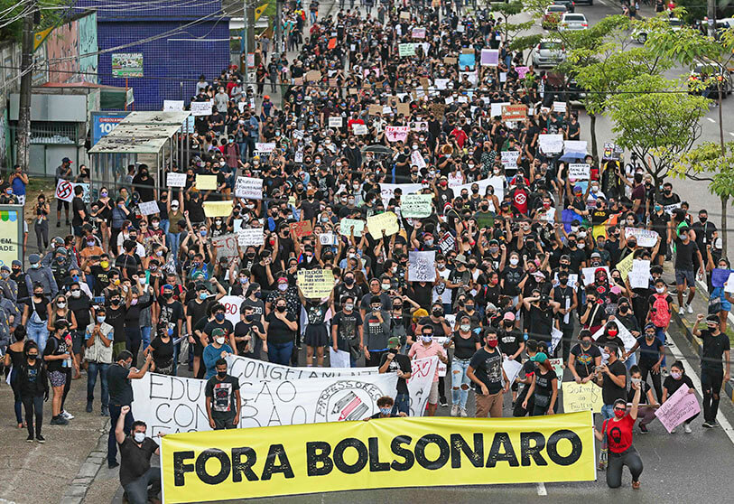 Continúan protestas en Brasil para exigir renuncia de Bolsonaro