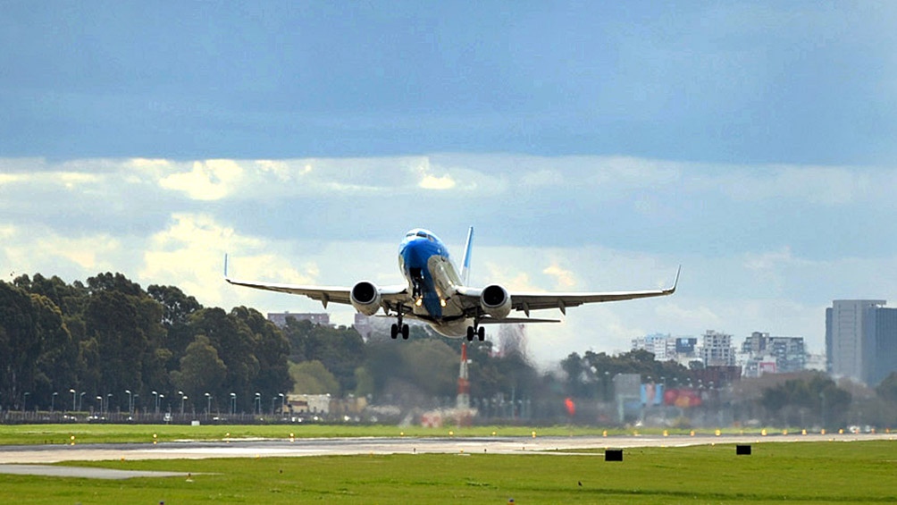 Con una reforma total, vuelve a operar desde hoy el aeroparque Jorge Newbery