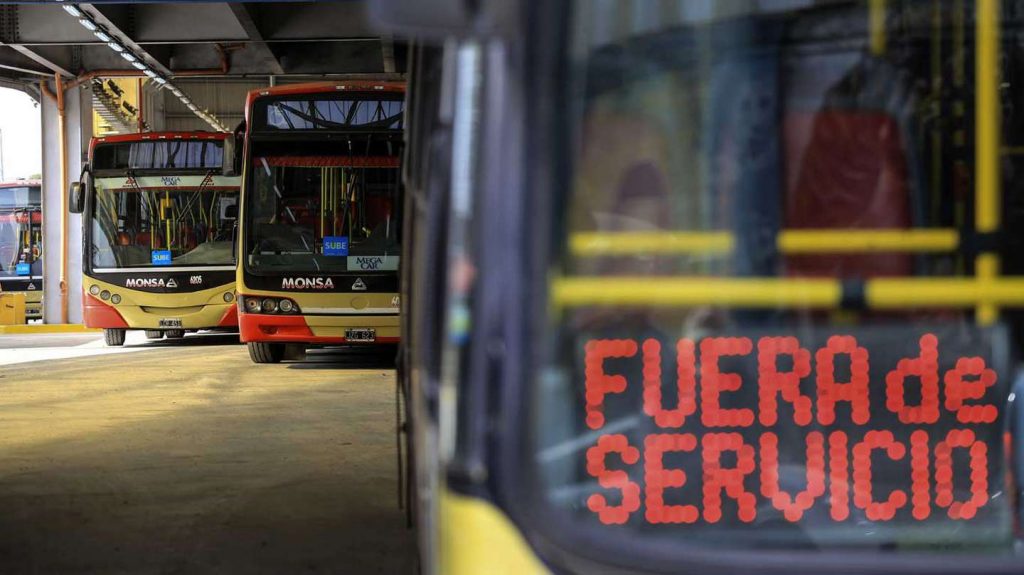 La UTA anunció un paro de colectivos para el próximo lunes