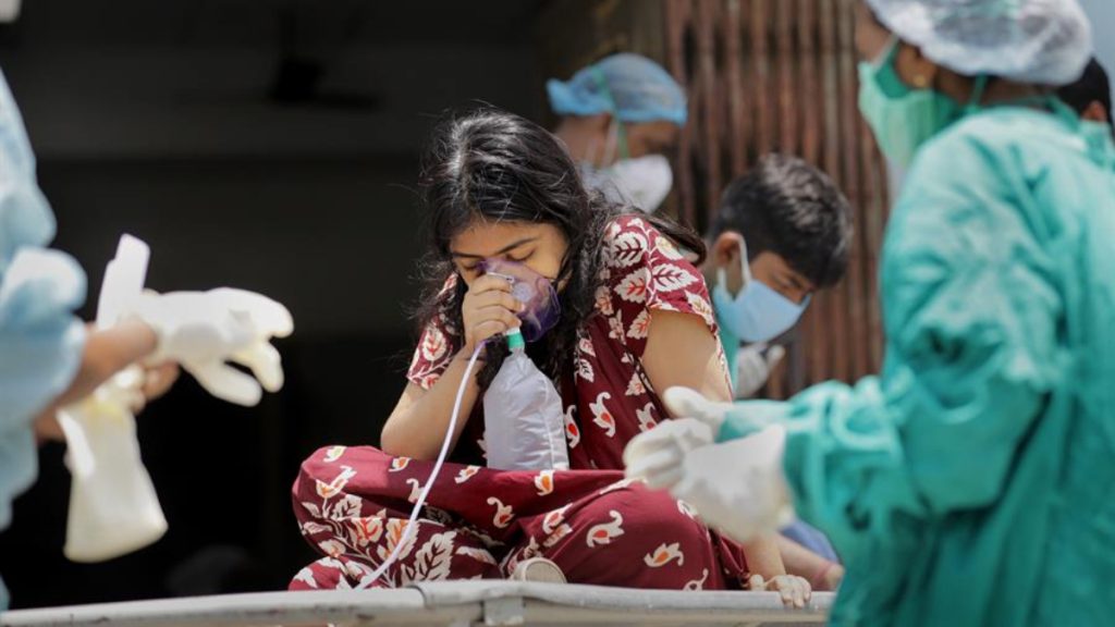 La dramática situación en la India alarma al mundo y multiplica las precauciones