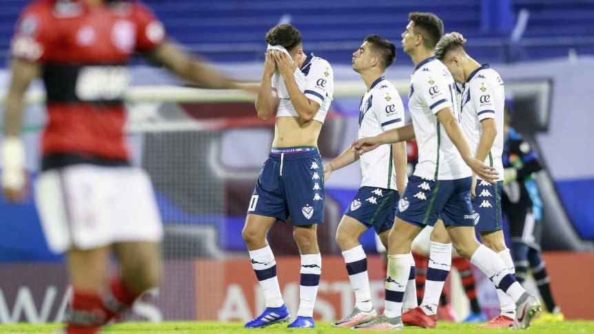 Vélez perdió con Flamengo en su debut en la Copa Libertadores