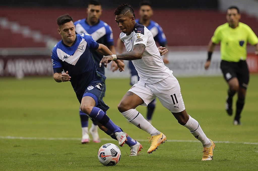 Copa Libertadores: Vélez le ganó a Liga de Quito y se acomodó en su zona