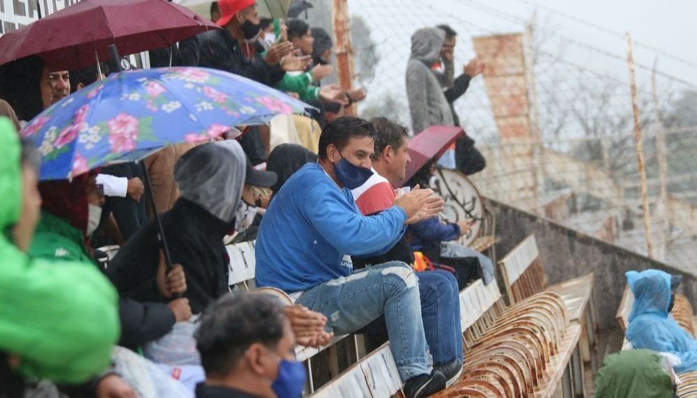 La gente todavía está reticente a volver a las canchas