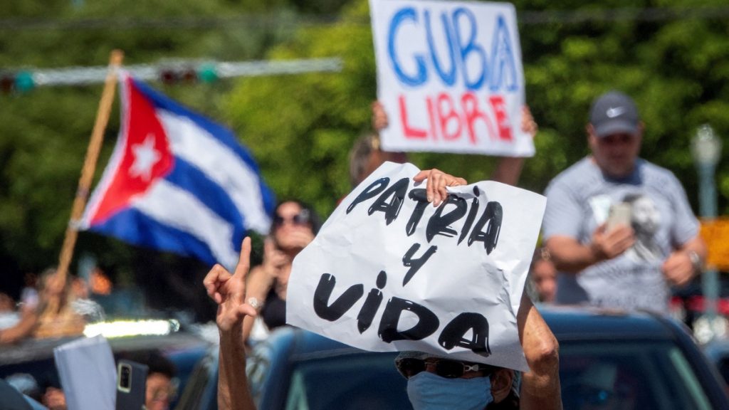 Protestas En Cuba Contra El Régimen De Miguel Díaz Canel Por La Grave Situación Sanitaria 8690