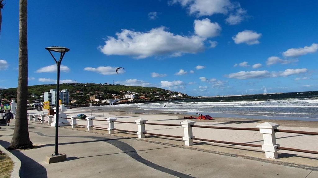 Uruguay abre sus fronteras para los extranjeros con propiedades en ese país