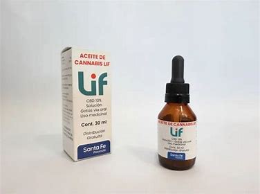 Cannabis medicinal: Un laboratorio de Santa Fe presentó el primer lote de aceite