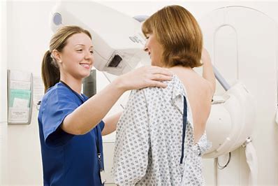 Se realizan mamografías en el hospital de Cerrillos