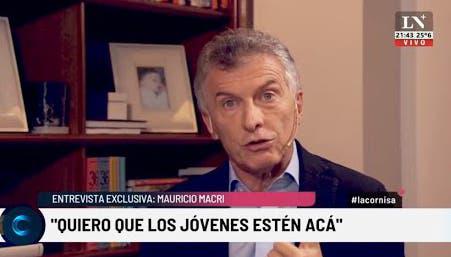 “Nunca vimos a tantos jóvenes irse de la Argentina: eso es lo que lograron en dos años con su incapacidad”, dijo Macri