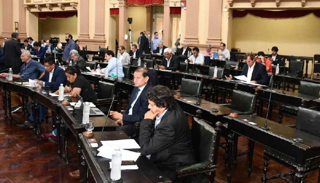 El Senado sancionó la ley de presupuesto de la provincia