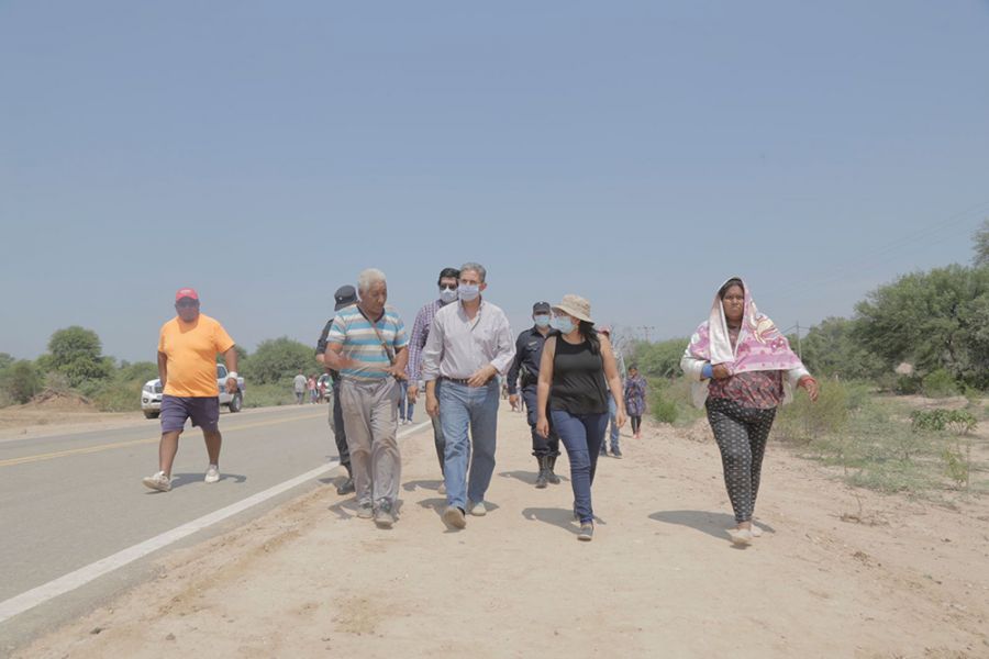 La Ministra de Desarrollo Social recorre zonas afectadas por los desbordes del Pilcomayo