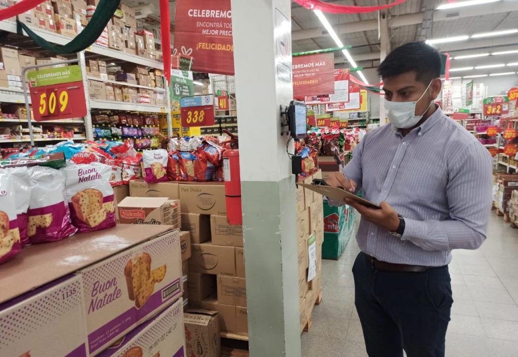 La Municipalidad relevó precios de productos navideños en supermercados de la ciudad