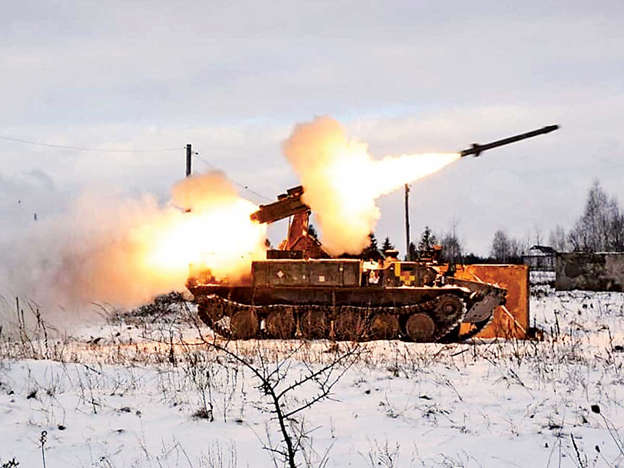 Empezó el ataque de Rusia a Ucrania: bases aéreas destruidas y aviones derribados