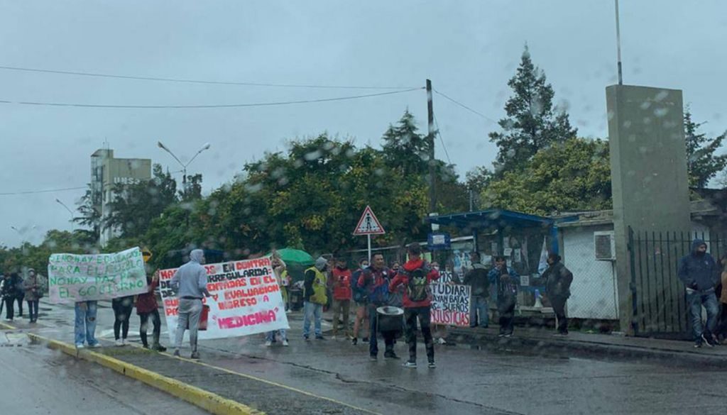 Carrera de Medicina: de 5.500 inscriptos siguen apenas 795 estudiantes