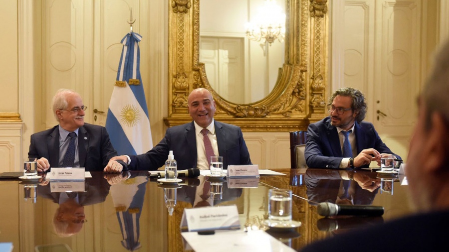 Manzur encabeza una nueva reunión de Gabinete en Casa Rosada