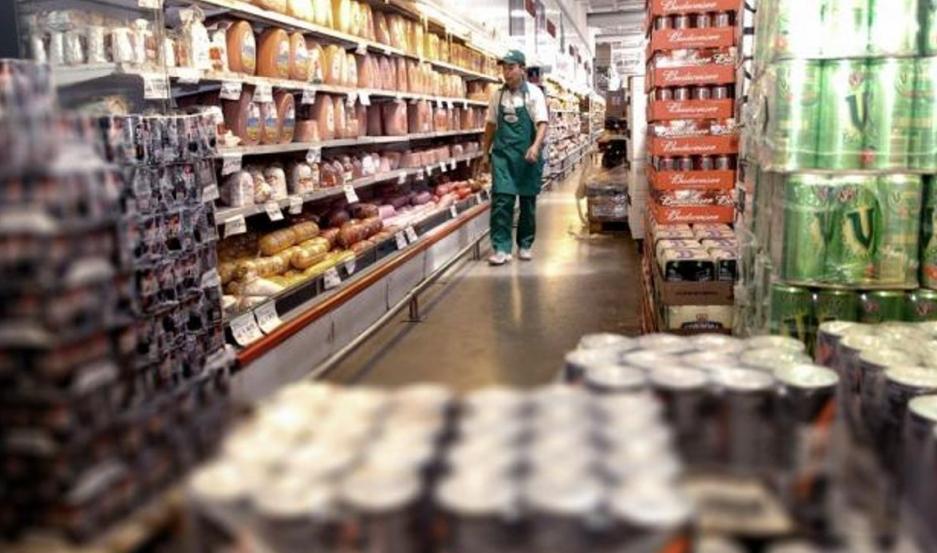 Podría haber faltante de café, celulares y materiales de construcción