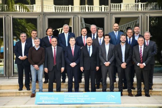 Sáenz planteó finalizar las obras en Salta del Gasoducto del NEA