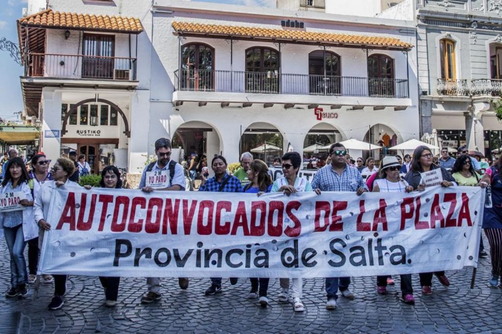 Docentes autoconvocados ya amenazan con paro, si Provincia no abre paritarias