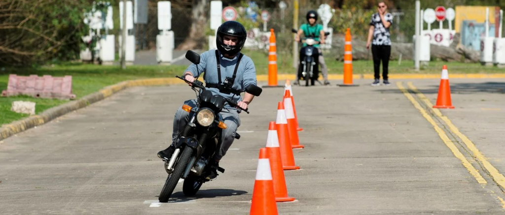 Realizarán una capacitación para el examen práctico de motocicletas