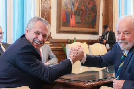 Alberto Fernández viaja a Brasil para reunirse con Lula tras su triunfo en el balotaje