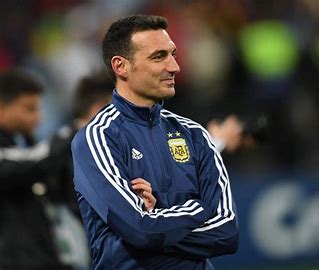 Scaloni y la delegación argentina ya están en Qatar