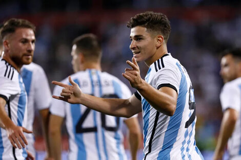 Selección argentina vs. Emiratos Árabes Unidos, cómo verlo y formaciones