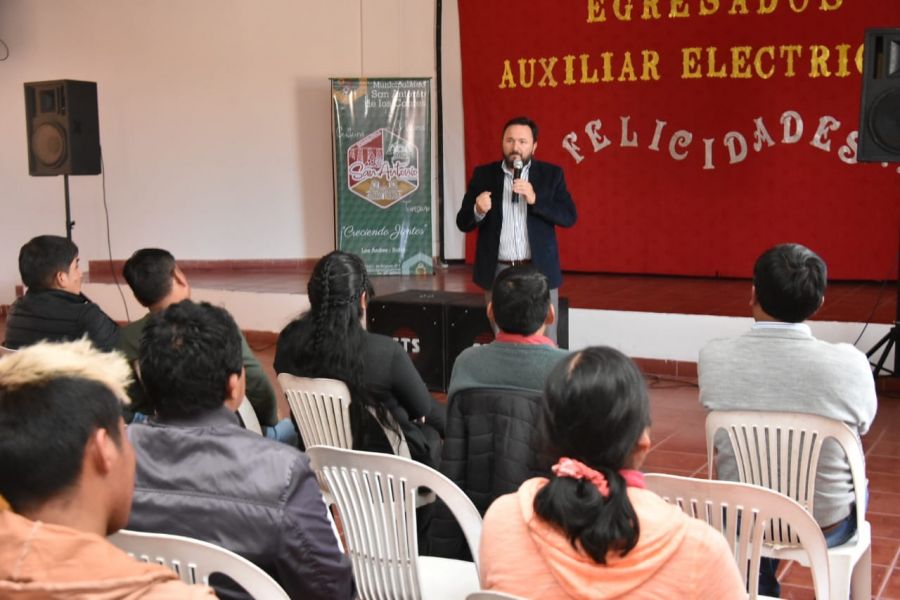 REMsa y la UPATecO brindan capacitación a vecinos de  San Antonio de los Cobres