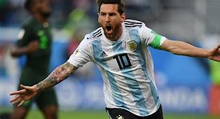 Hallaron una colección de estatuas en Egipto de hace 4300 años y el dueño ¡es Messi!