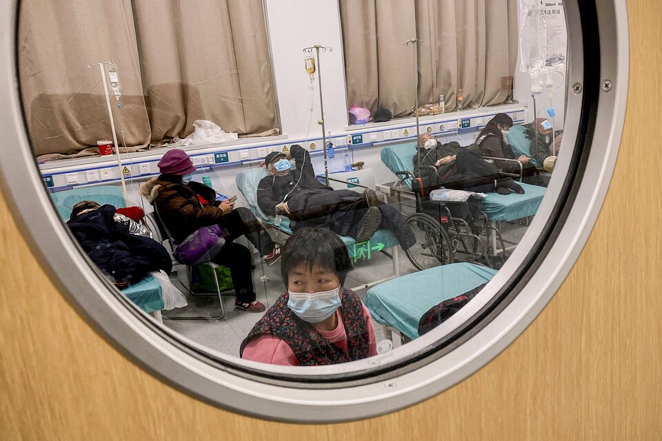 China enfrenta un caos sanitario con final abierto