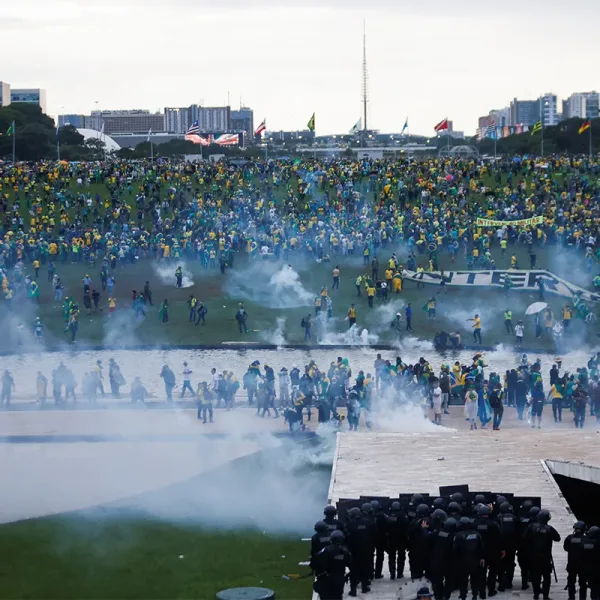 Brasil: al menos 400 detenidos tras el asalto a las sedes de los tres Poderes