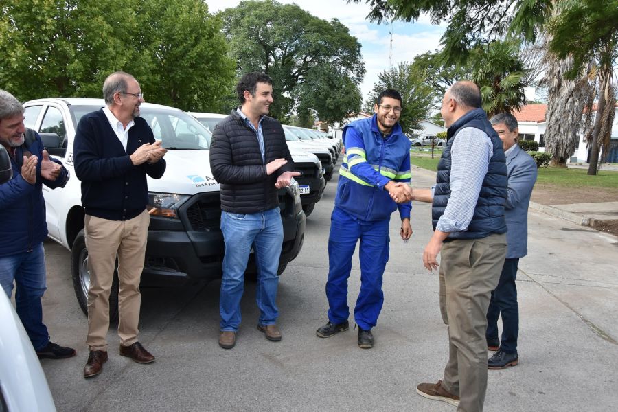 Aguas del Norte recibió nuevos móviles y maquinaria