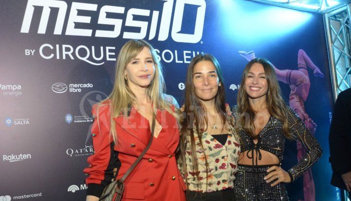 Pampita, Guille Valdéz y Juana Viale en la alfombra roja del Cirque du Soleil en Salta