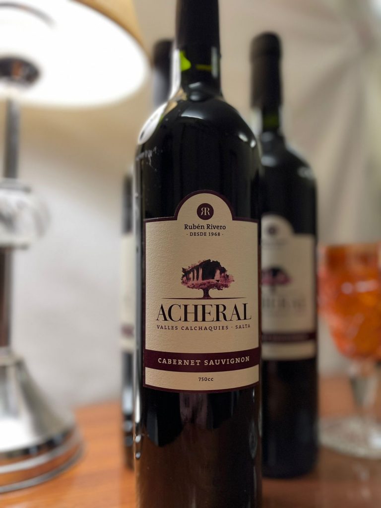 VINOS ACHERAL : Vino salteño