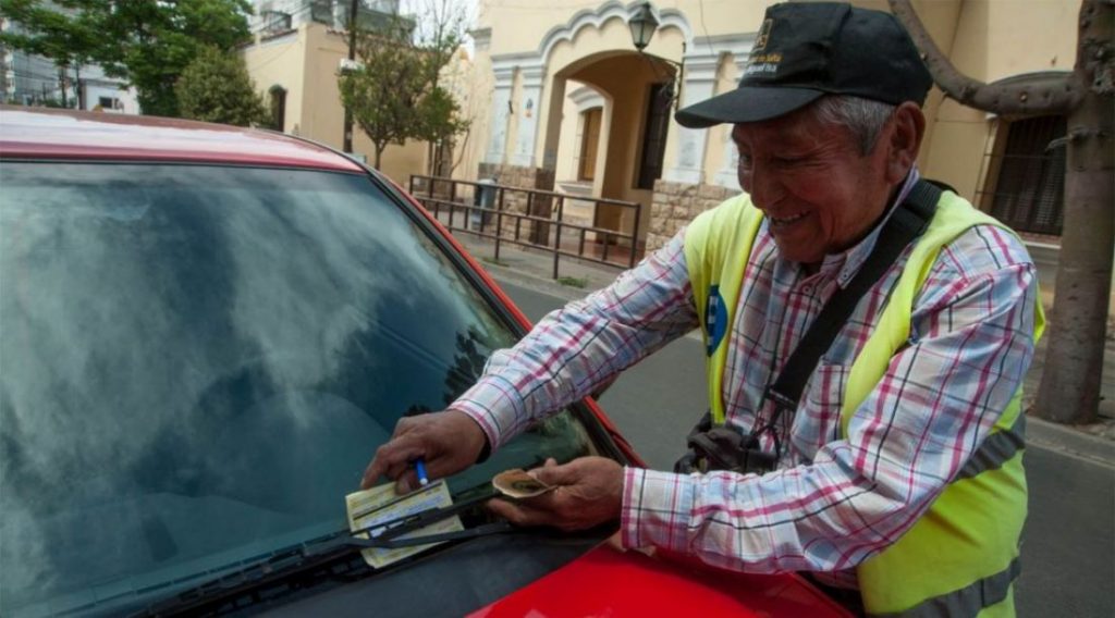 El estacionamiento medido costará $150