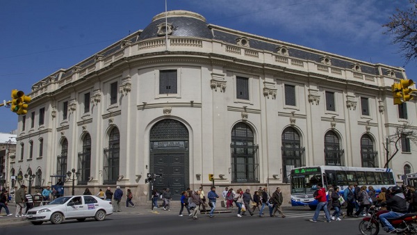 Lunes sin Bancos por celebrarse el «Día del Trabajador Bancario»