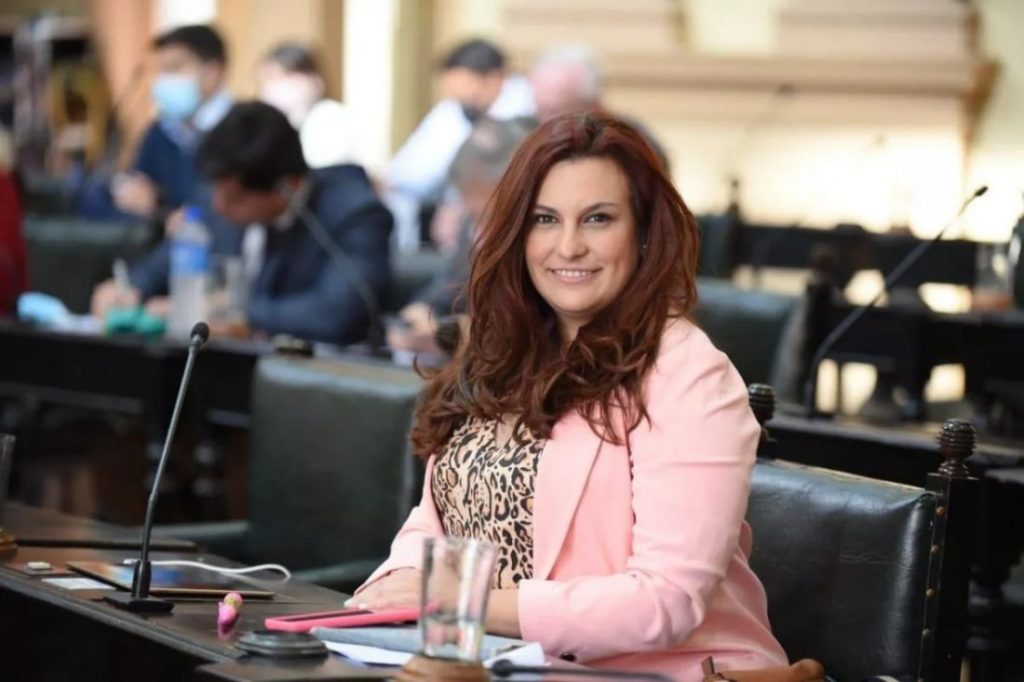 La Diputada,Mónica Juárez logró media sanción para la capacitación obligatoria de la Ley Micaela en clubes y organizaciones sociales